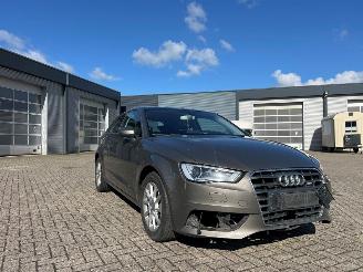 Auto incidentate Audi A3 1.4 TFSI 16V Hatchback 2Dr Benzine 1.395cc 90kW (122pk) FWD 2012-04/2014-05 (8V1; 8VK) CMBA 2013/5