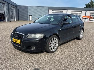 krockskadad bil auto Audi A3 1.8 TFSI 16V Hatchback 4Dr Benzine 1.784cc 118kW (160pk) FWD 2007-06/2008-06 (8PA) BZB 2008/3