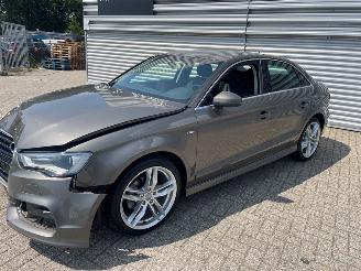 Unfallwagen Audi A3 LIMOUSINE 2014/9
