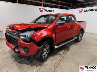 Damaged car Isuzu D-Max  2025/4