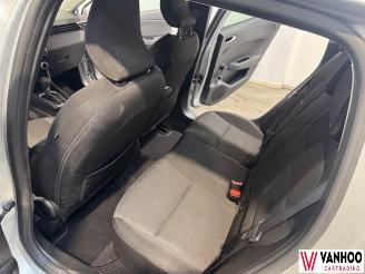 Renault Clio  picture 12