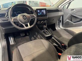 Renault Clio  picture 13