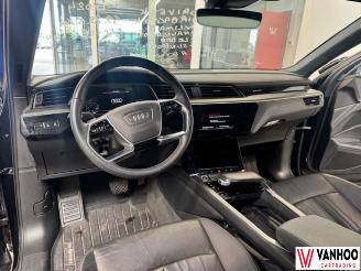 Audi Q8  picture 17