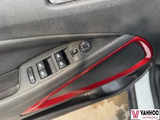 Opel Crossland X picture 21