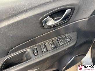 Renault Captur  picture 19