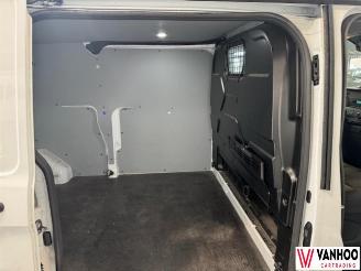 Ford Transit  picture 16