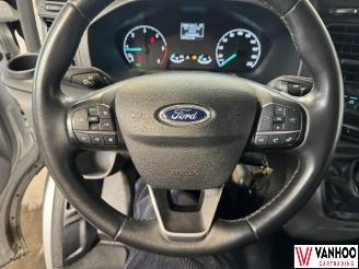 Ford Transit  picture 16