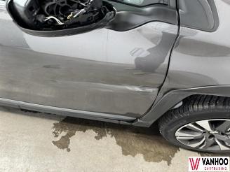 Peugeot 2008  picture 6