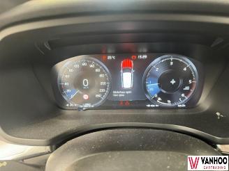Volvo V-60  picture 15