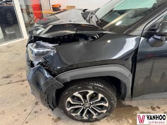 Toyota Yaris CROSS picture 2