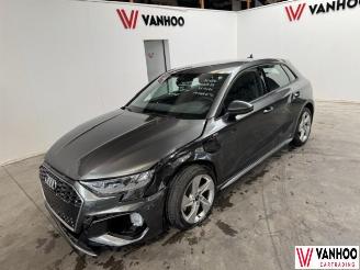 uszkodzony samochody osobowe Audi A3  2024/3