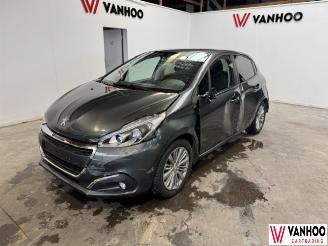Peugeot 208  picture 1