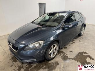 Unfallwagen Volvo V-40  2017/2