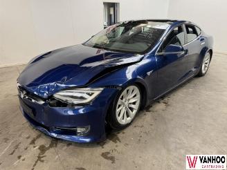 Unfallwagen Tesla Model S S 2019/6