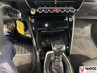 Peugeot 2008  picture 21