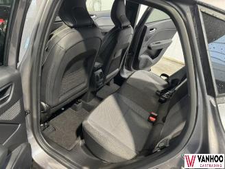 Renault Captur  picture 12