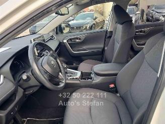 Toyota Rav-4  picture 11