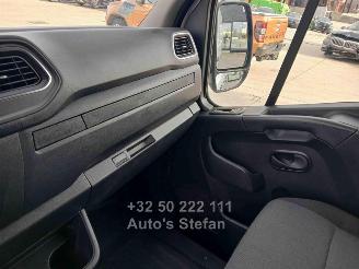 Nissan Interstar TEKNA picture 11