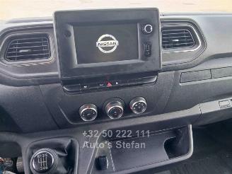 Nissan Interstar TEKNA picture 13