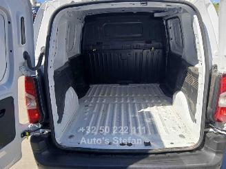 Peugeot Partner PREMIUM picture 11