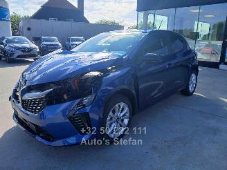 Renault Clio E-TECH HYBRIDE picture 4