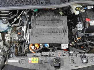 Peugeot 2008 E-ACTIVE picture 36