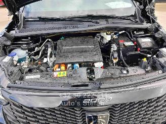 Peugeot 2008 E-ACTIVE picture 41
