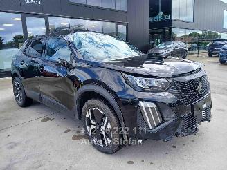 damaged passenger cars Peugeot 2008 E-ACTIVE 2026/2