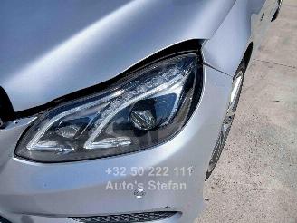 Mercedes E-klasse 200 BLU TC DITION picture 28