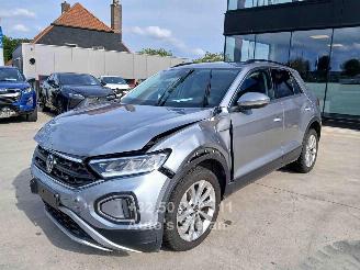 Volkswagen T-Roc LIFE picture 2