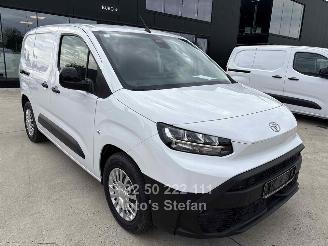 uszkodzony samochody osobowe Toyota ProAce CITY COMFORT 2026/2