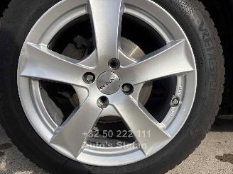 Renault Clio IV GRANDTOUR picture 15