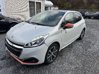 Peugeot 208 ROLAND - GARROS AUTOMATIC picture 8