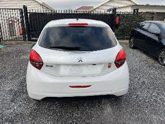 Auto incidentate Peugeot 208 ROLAND - GARROS AUTOMATIC 2017/4