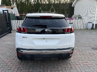 skadebil auto Peugeot 3008 1,2 BENZINE 131,PS  AUTOMATIC 2018/7