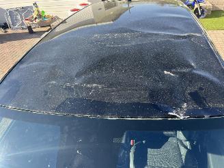 Renault Captur E-TECH HYBRIDE - AUTOMATIC picture 13