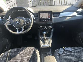 Renault Captur E-TECH HYBRIDE - AUTOMATIC picture 25
