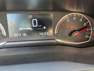 Peugeot 208 BENZINE - KLIMA-LIKE picture 15