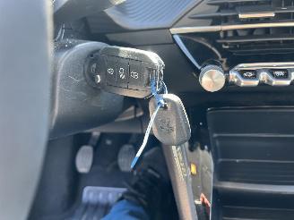 Peugeot 208 BENZINE - KLIMA-LIKE picture 18