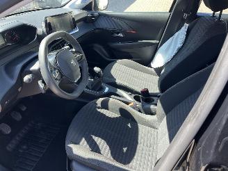 Peugeot 208 BENZINE - KLIMA-LIKE picture 14