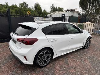 Ford Focus  picture 8