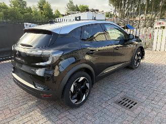 Renault Captur AUTOMATIC - E-TECH picture 3