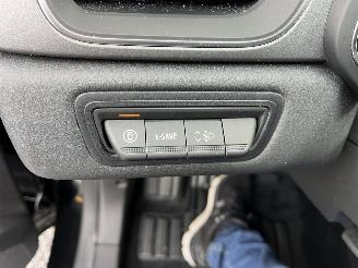 Renault Captur AUTOMATIC - E-TECH picture 20