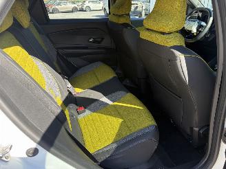 Renault 5 E-TECHNO NAVI picture 13