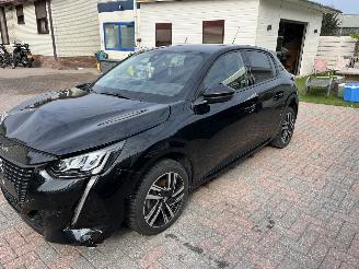 Peugeot 208 BENZINE - AUTOMATIC picture 7