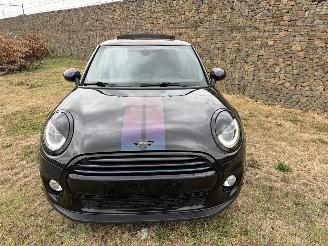 Mini Cooper AUTOMATIC -- FULL OPTION picture 1