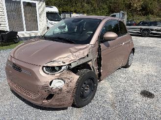 Fiat 500E 500 e 3+1 La Prima picture 9