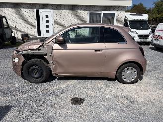 Fiat 500E 500 e 3+1 La Prima picture 10