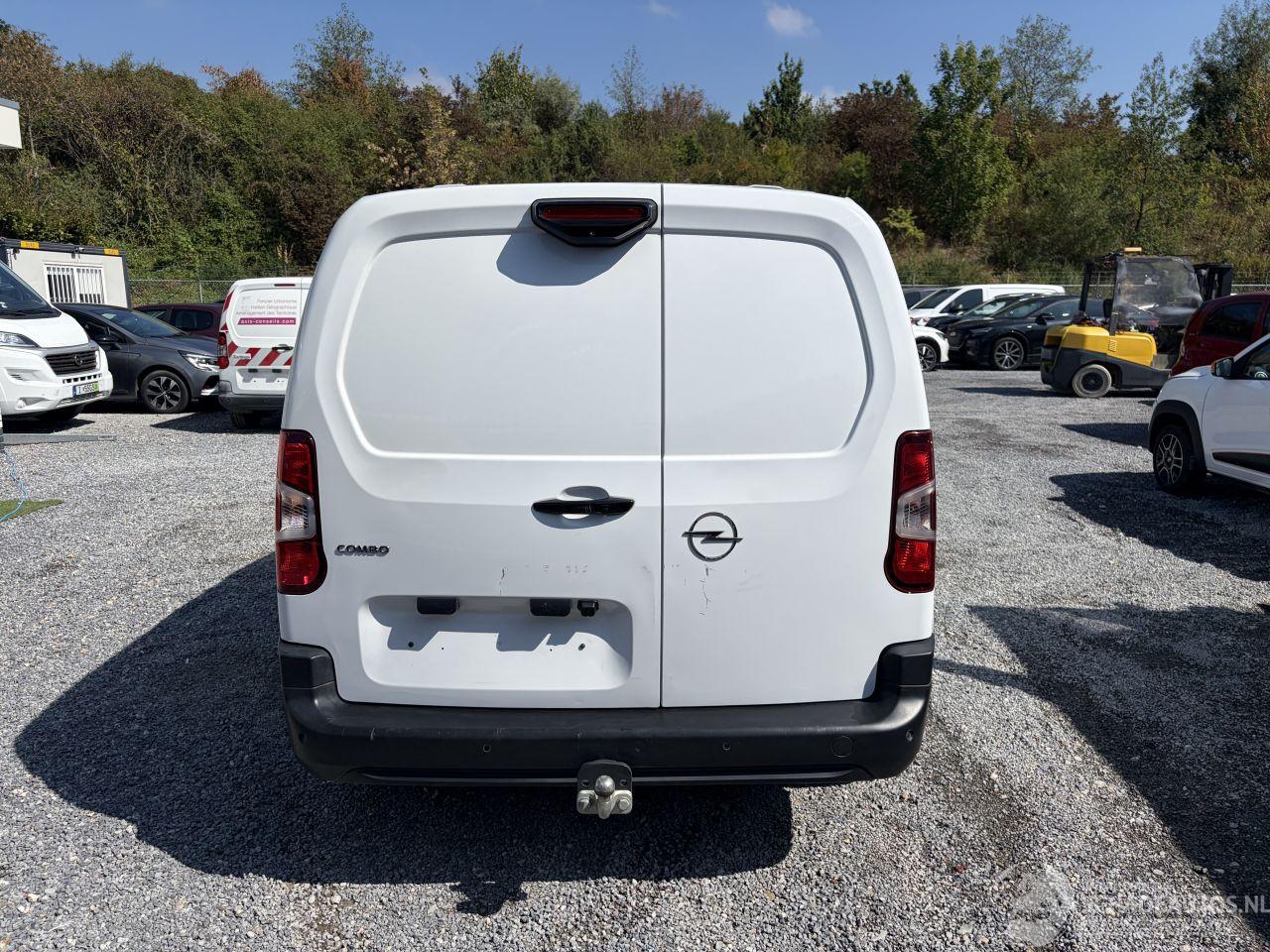 Opel Combo AUTOMATIC - 131 PS XL