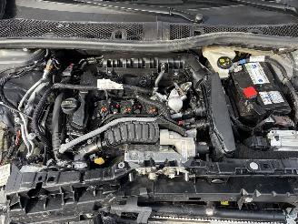Peugeot 2008 GT-LINE -- AUTOMATIC picture 11